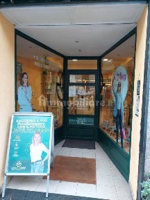 Locale commerciale in Affitto