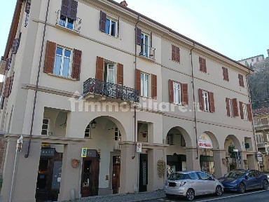 Locale commerciale in Affitto