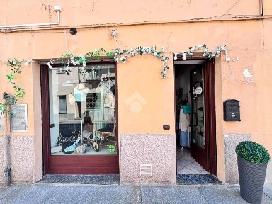 Caselle Torinese, Via torino, 27
