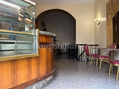 Locale commerciale in Affitto