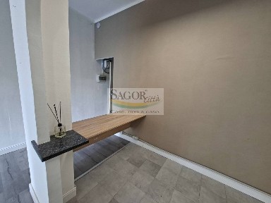 Locale commerciale in Affitto