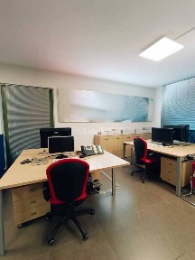 Locale commerciale in Affitto
