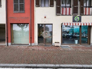 La Loggia, Via Vittorio Veneto, 5