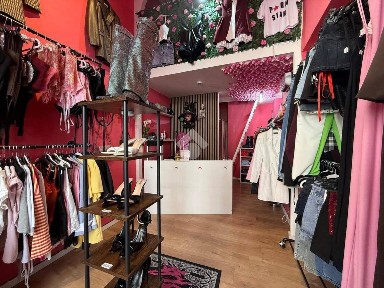 Torino, San Donato, via Giacinto Collegno, 17