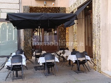 Locale commerciale in Affitto
