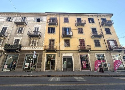 Locale commerciale in Affitto