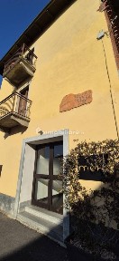 Locale commerciale in Affitto