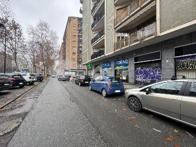 Locale commerciale in Affitto