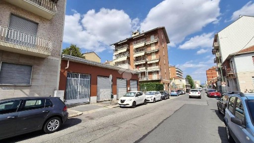 Locale commerciale in Affitto