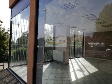 Locale commerciale in Affitto