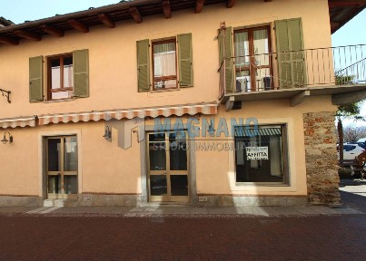 Locale commerciale in Affitto