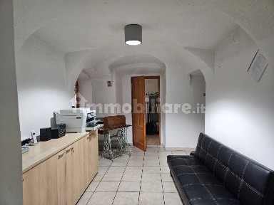 Locale commerciale in Affitto
