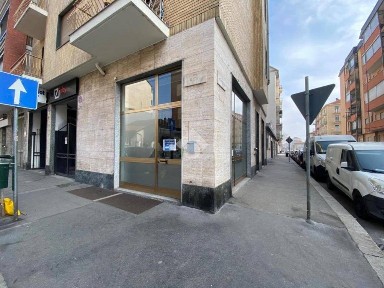 Locale commerciale in Affitto