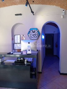 Locale commerciale in Affitto