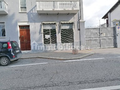 Carignano, Corso Cesare Battisti, 18