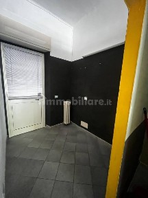 Locale commerciale in Affitto