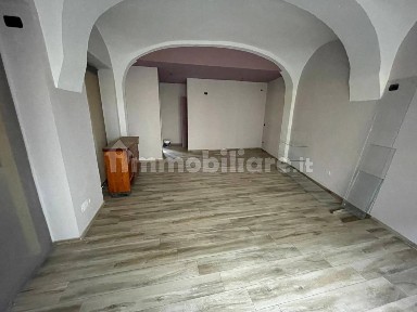 Locale commerciale in Affitto