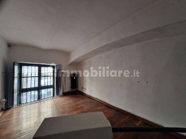 Locale commerciale in Affitto
