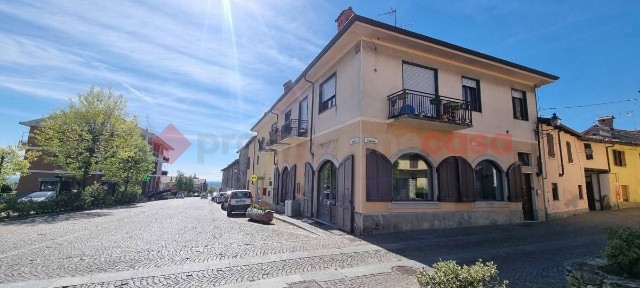 Attività commerciale in Affitto