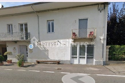 Locale commerciale in Affitto