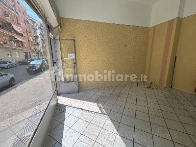 Locale commerciale in Affitto