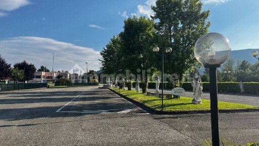 Locale commerciale in Affitto