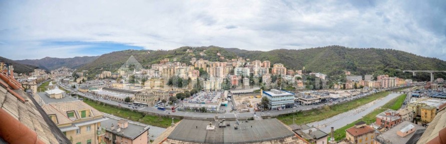 Attico via Luigi Achille Riva, Molassana, Genova