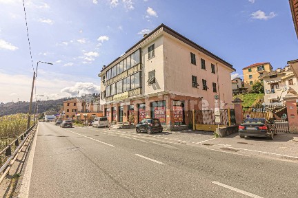Attico via Fratelli Canepa 36A, Pedemonte, Serra Riccò