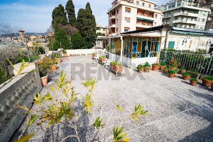 Attico via Oberto Cancelliere 26, Castelletto, Genova