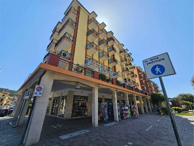 Andora, via clavesana, 41