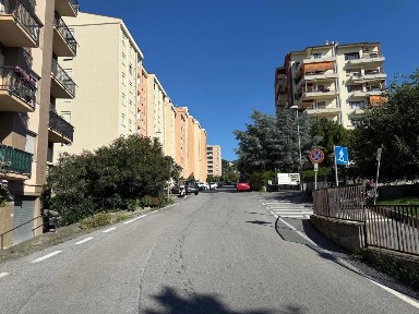 Savona, Via Luciano Romagnoli, 27