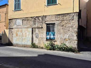 Magazzino - Deposito in Vendita