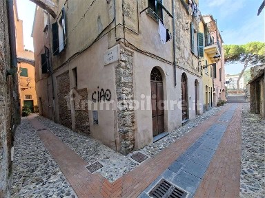 Albenga, Vico Poggi