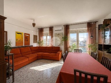 Quadrilocale via Campania 6, Piazza Salotto - Corso Umberto, Pescara
