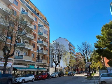 Pescara, Viale Bovio - Piazza Duca degli Abruzzi, Via Donatello, 23