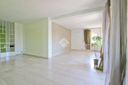 Appartamento viale Leopoldo Muzii 100, Piazza Salotto - Corso Umberto, Pescara