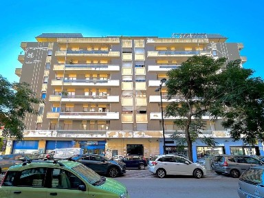 Quadrilocale via Giulio Mazzarino 8, Stadio - Lungomare Colombo, Pescara