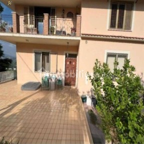Appartamento all'asta via G. d Annunzio 19, Alanno