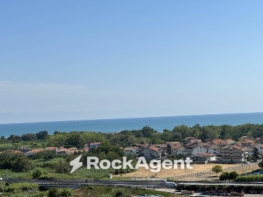 Bilocale via Levante, San Martino Bassa, Città Sant'Angelo
