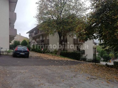 Trilocale viale della Libertà, Centro, Caramanico Terme