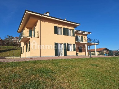 Villa bifamiliare via Cavalli d'Olivola 28, San Giorgio, San Giorgio Monferrato