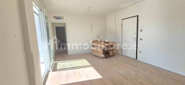 Trilocale via Fonte Romana 17, Ospedale, Pescara