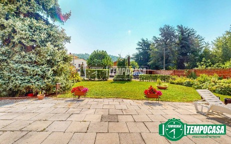 Villa unifamiliare via Dante 6, Centro, Serravalle Scrivia