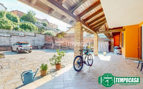Villa bifamiliare piazza San Valerio, Lu, Lu e Cuccaro Monferrato