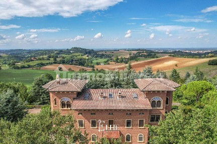 Villa unifamiliare Strada Serra 7, Valenza