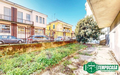 Villa unifamiliare via Sandro Camasio, Centro, Valenza