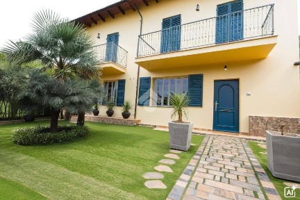 Villa bifamiliare via Amerigo Vespucci, Cristo, Alessandria