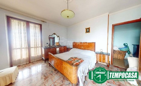 Villa plurifamiliare Borgo Superiore Lussito, Acqui Terme