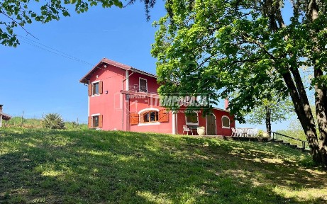 Villa unifamiliare via Mobbio, Rocca Grimalda