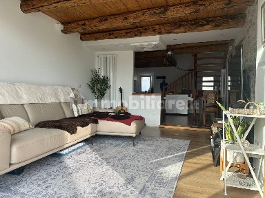 Villa a schiera via Giuseppe Garibaldi 16, Aviano Castello, Aviano